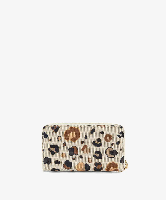 Wrangler Leopard Print Wallet in BR