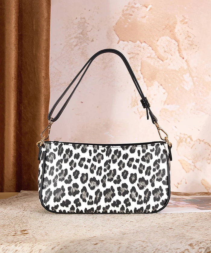 Wrangler Leopard Print Shoulder Bag in BK
