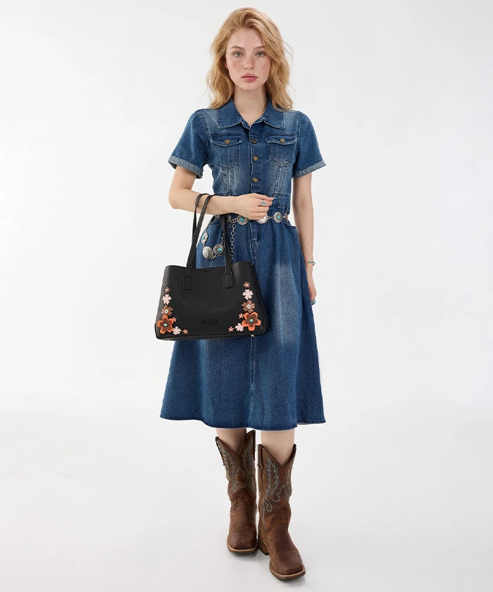 Wrangler 3D Floral Appliqués Tote Bag in BK
