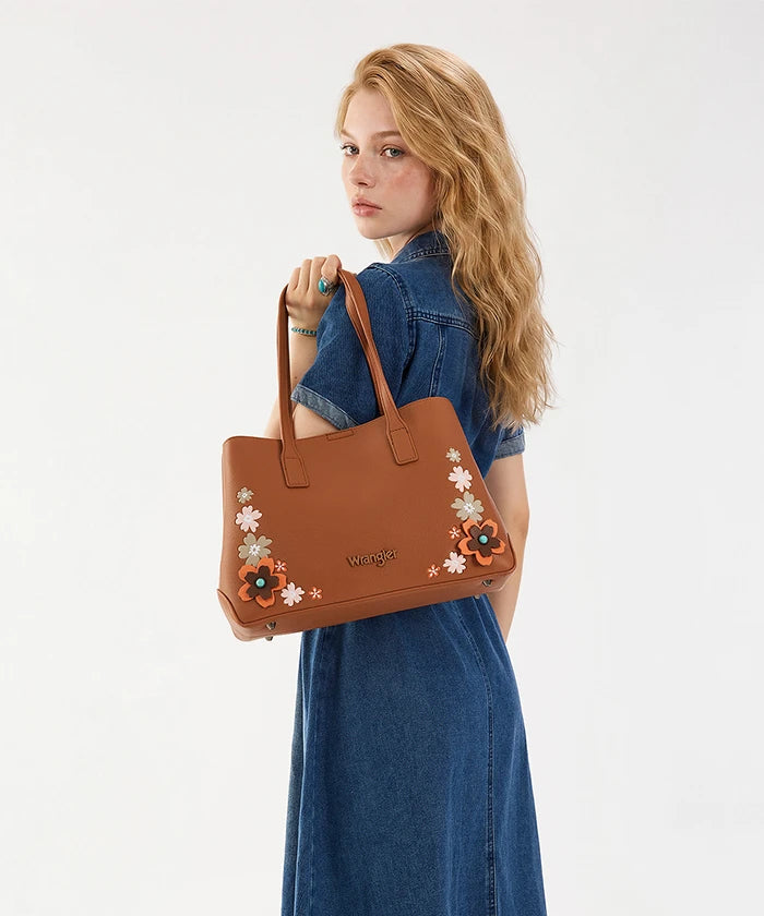 Wrangler 3D Floral Appliqués Tote Bag in BR