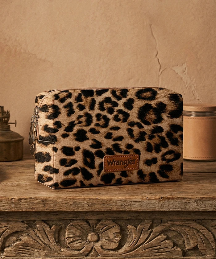 Wrangler Southwestern Pattern Print Pouch in Coffee