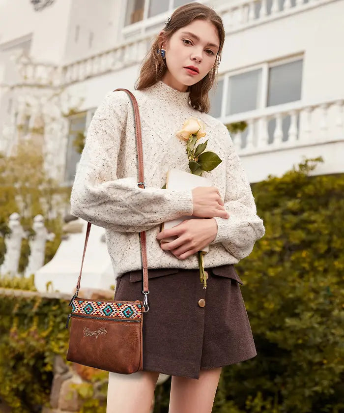 Wrangler western crossbody bag in BR