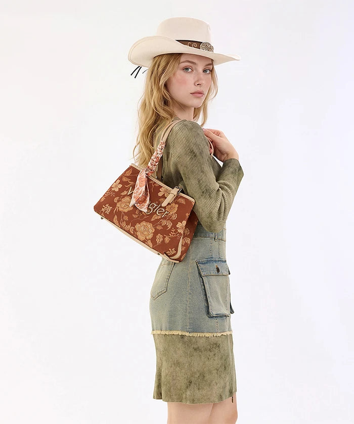 Wrangler Vintage Floral Print Canvas Shoulder Bag in BR