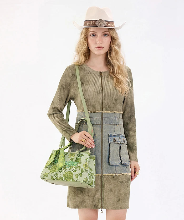 Wrangler Vintage Floral Print Canvas Shoulder Bag in GN