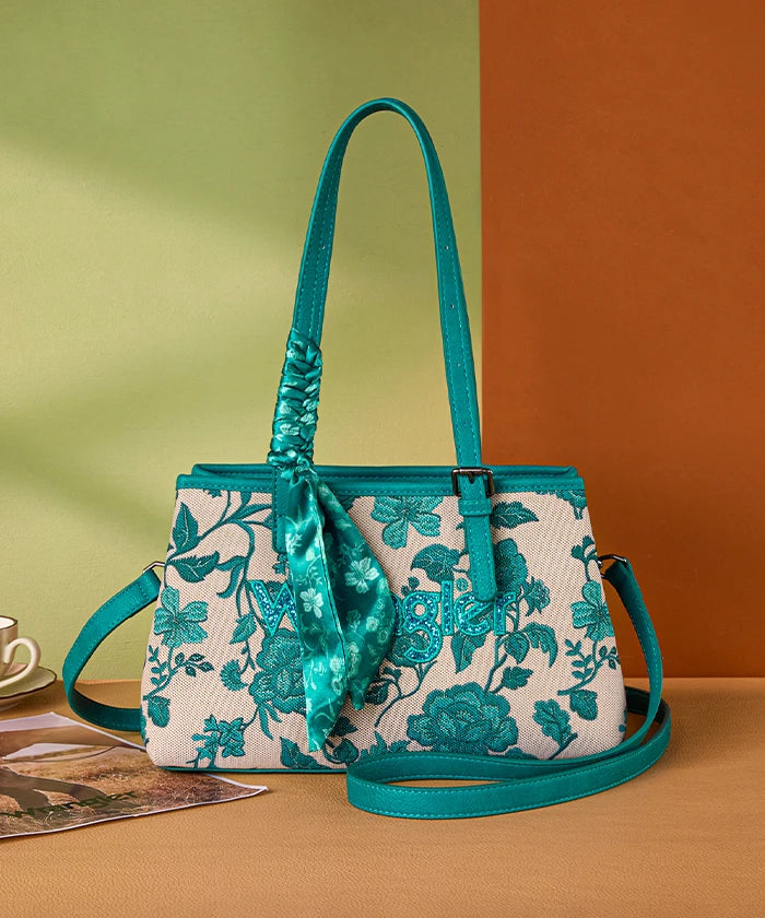 Wrangler Vintage Floral Print Canvas Shoulder Bag in TQ