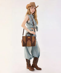 Wrangler Stitch Tote Bag in Brown