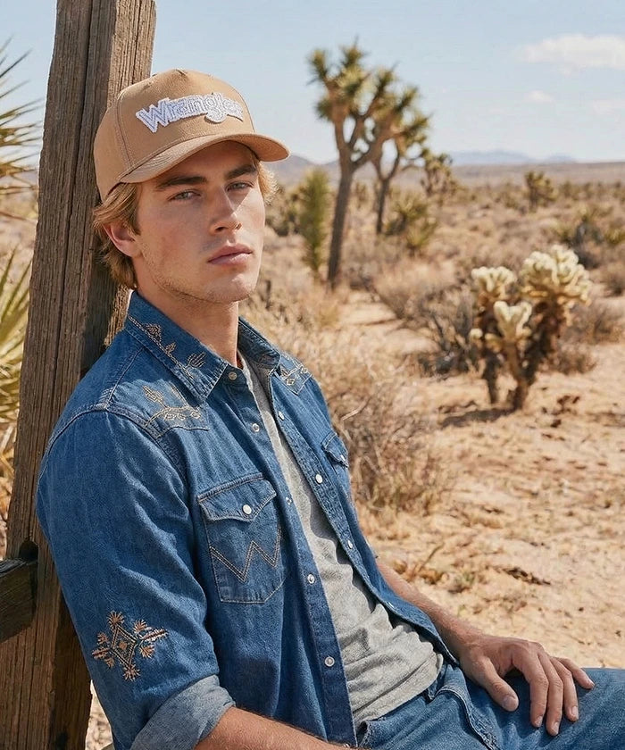 Wrangler Embroidery Trucker Cap in KH