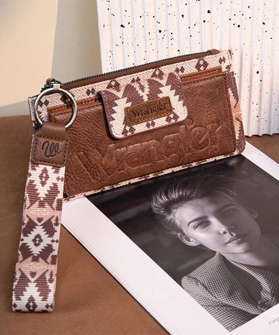 Wrangler_Aztec_Print_Wristlet_Light_Coffee