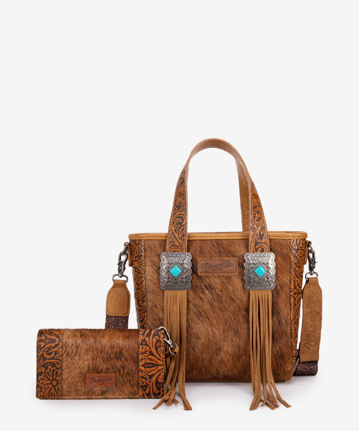  Analyzing image     Wrangler_Cowhide_Fringe_Concealed_Carry_Purse_Set_Brown