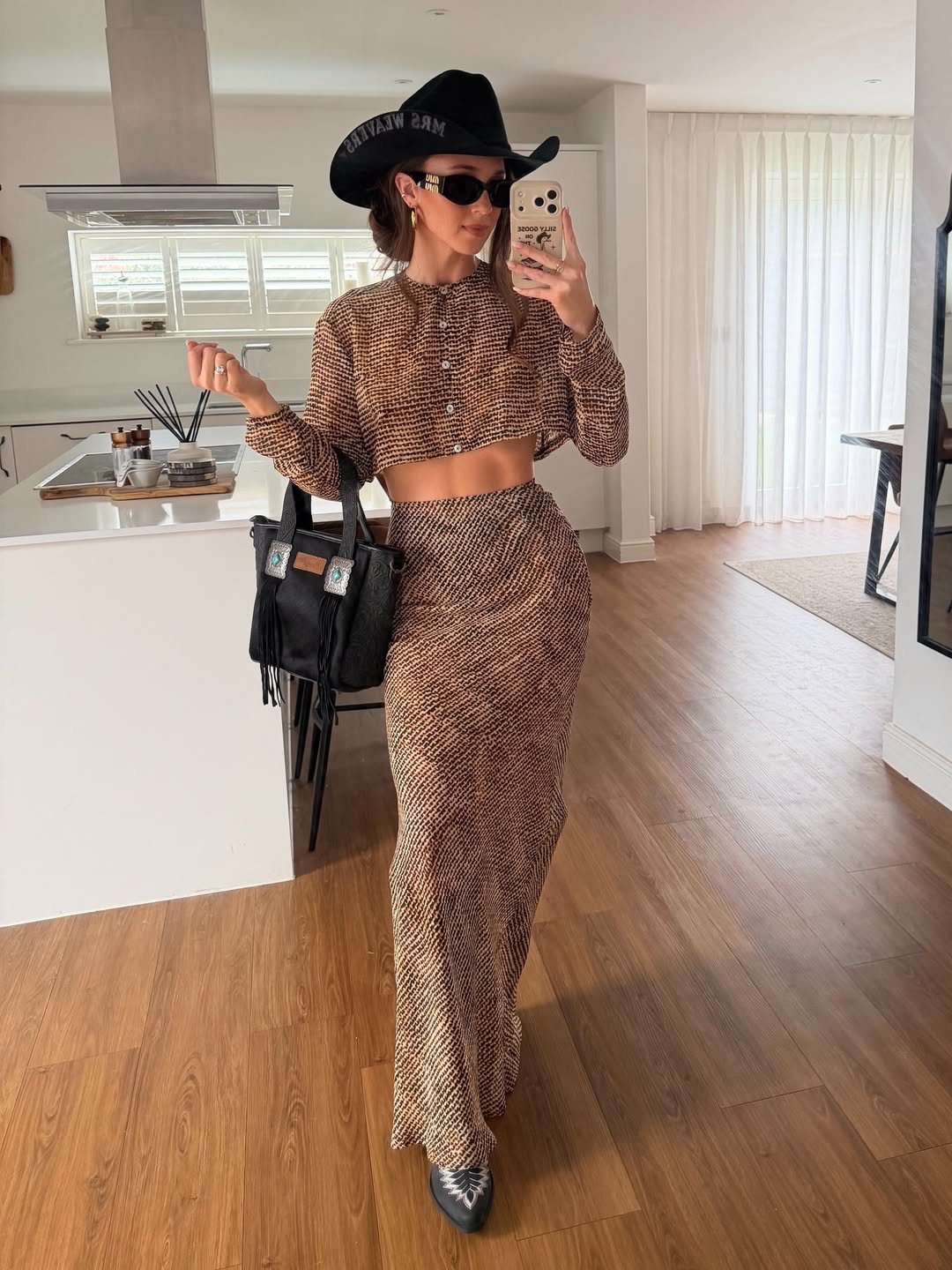 Modern Cowgirl