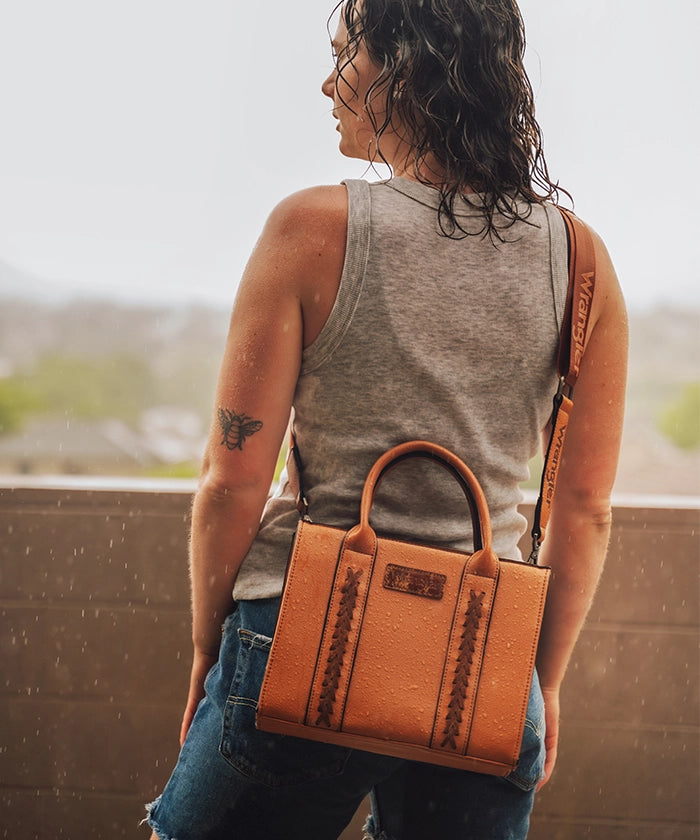 Wrangler Whipstitch Crossbody Purse-Country Glam Outfits