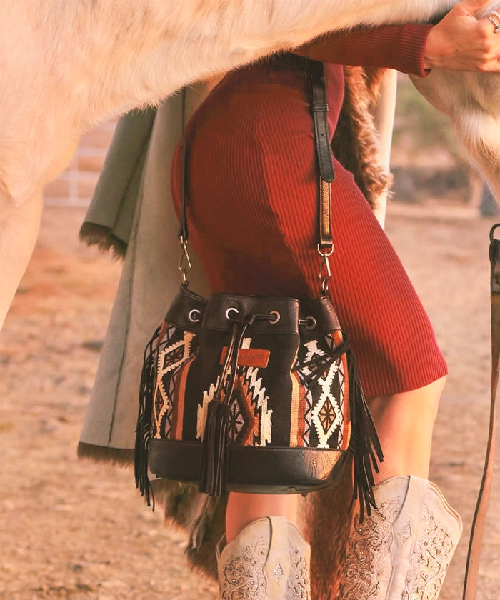 Wrangler Aztec Knitted Bucket Bag Collection – Montana West World Wrangler Aztec Knitted Bucket Bag Collection – Montana West World