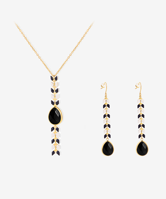 Wrangler Demeter’s Tear Necklace and Earrings Set