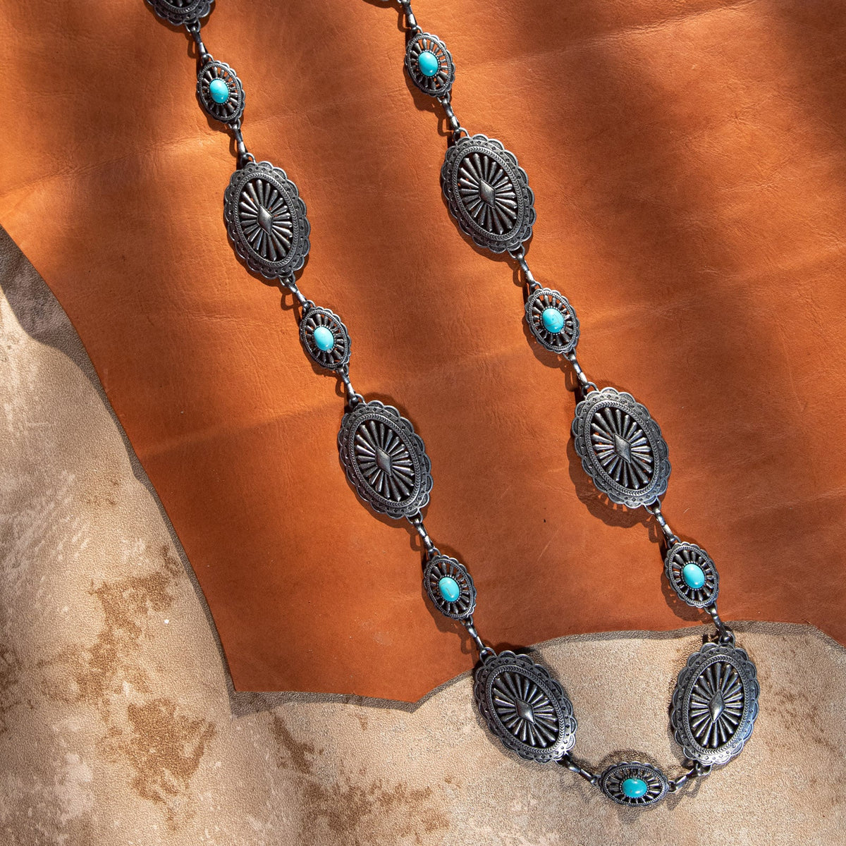 Rustic Couture Western Oval Stone Concho Link Chain Belt - Montana West World
